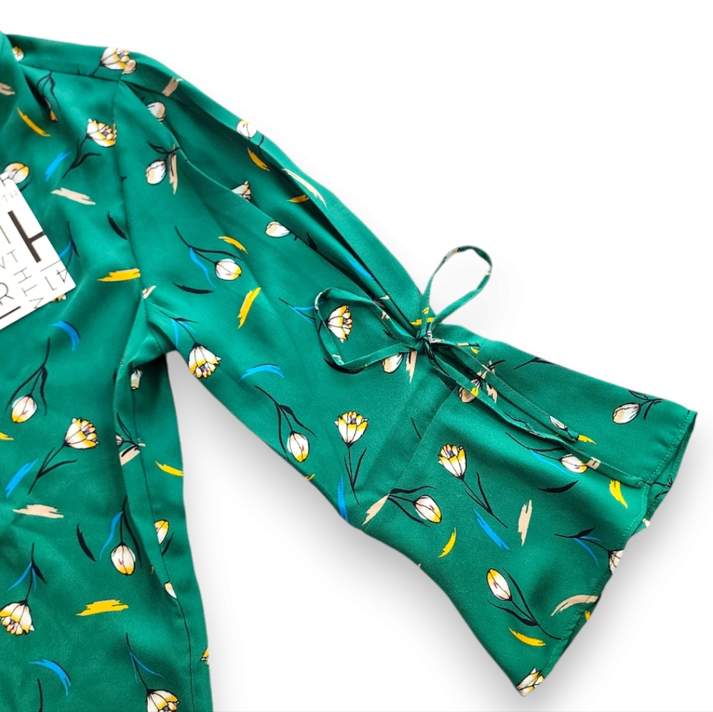 41 Hawthorn Trina Green Floral 3/4 Length Tie Sleeve Blouse Size XS - Picture 9 of 15